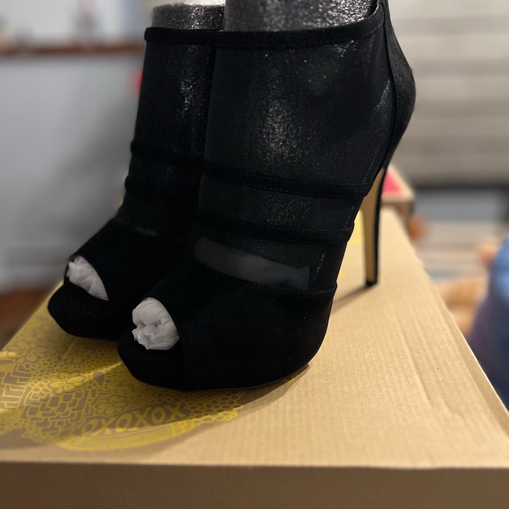 Elegant Black Peep-Toe Ankle Boots